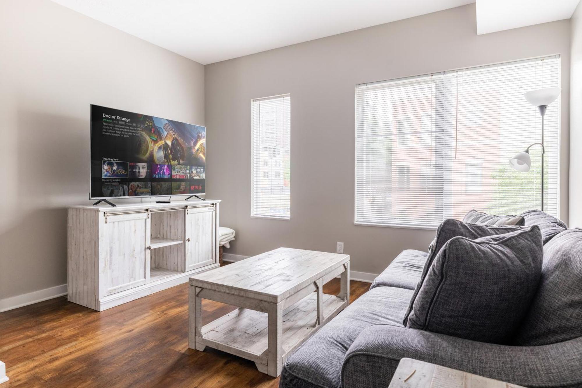 Luxury Downtown Townhome Unit 5 Cleveland Luaran gambar